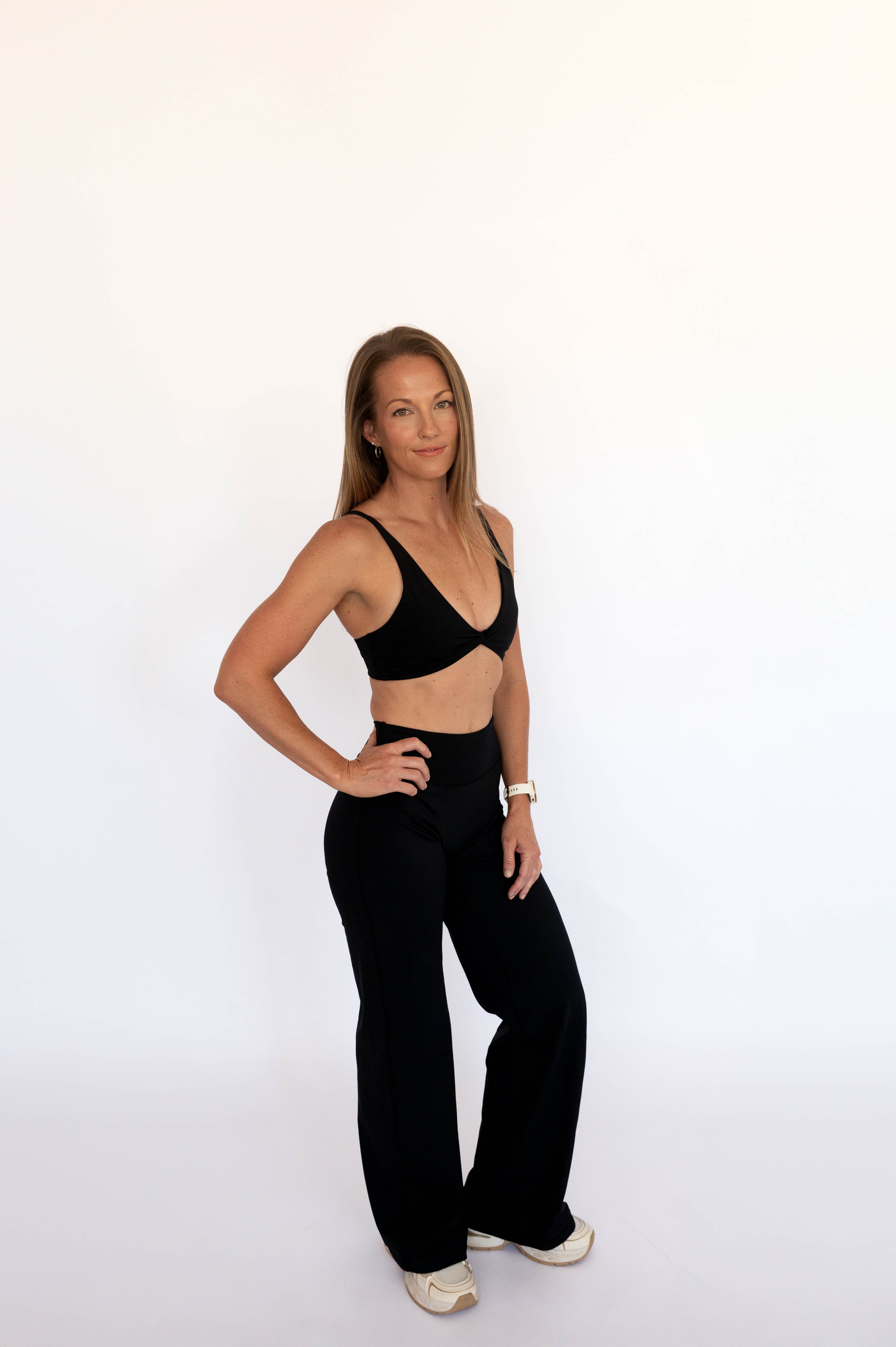 Sculpt Twist Bra - Black