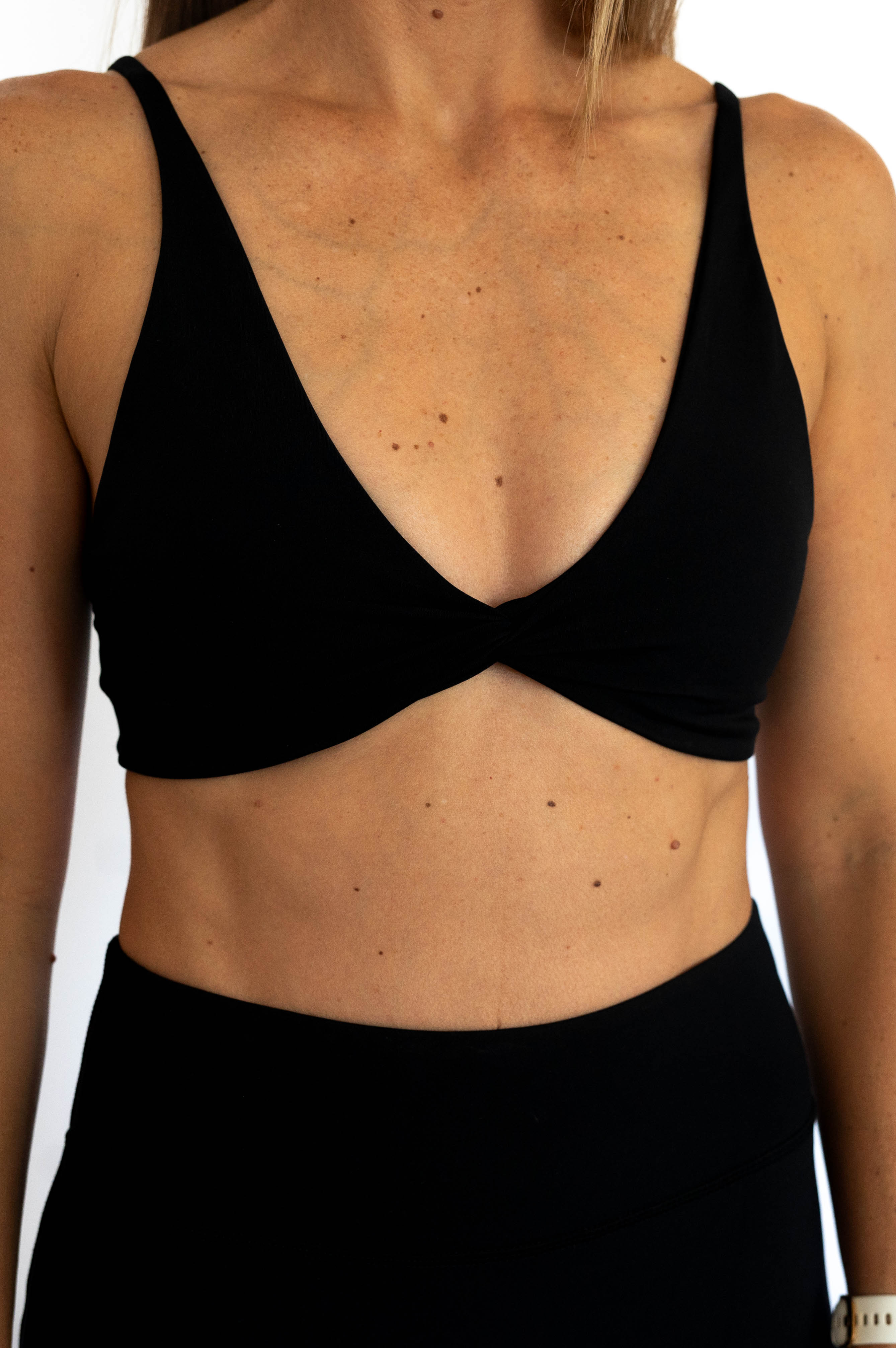 Sculpt Twist Bra - Black