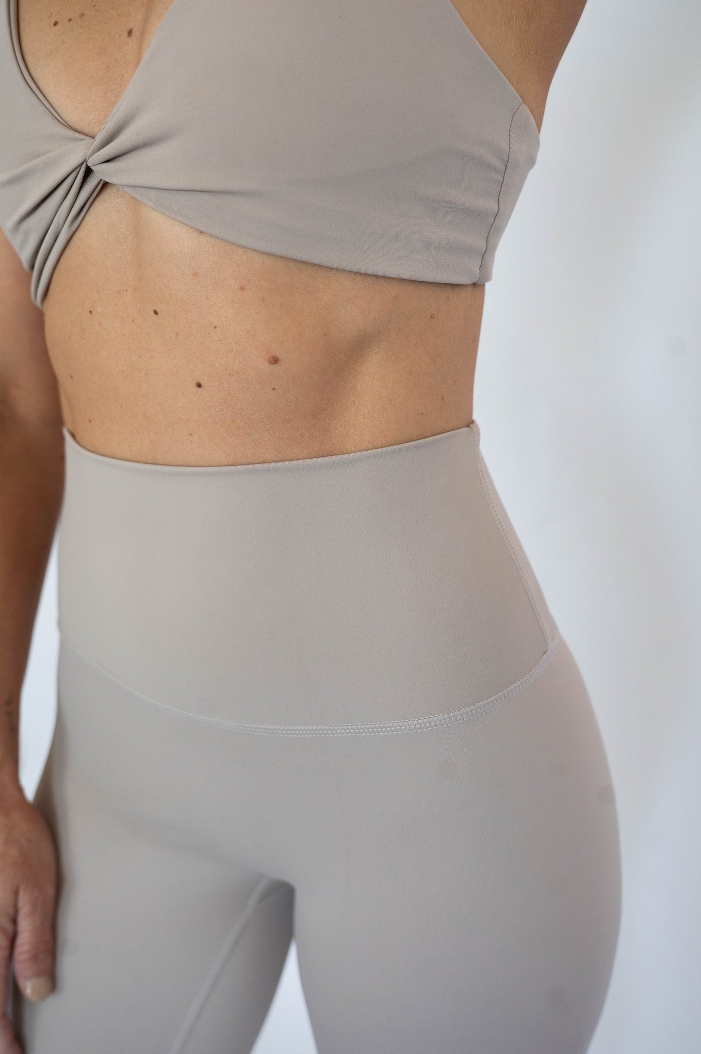KOVA Sculpt Leggings - Smooth Contour