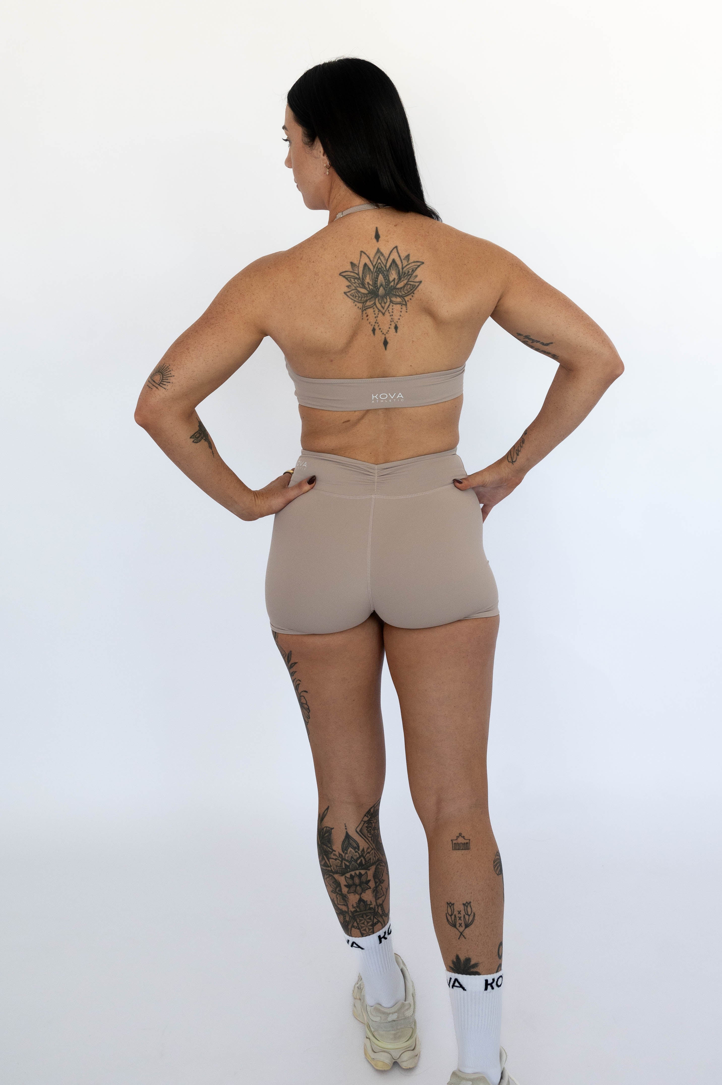Sculpt Halter Bra - Stone