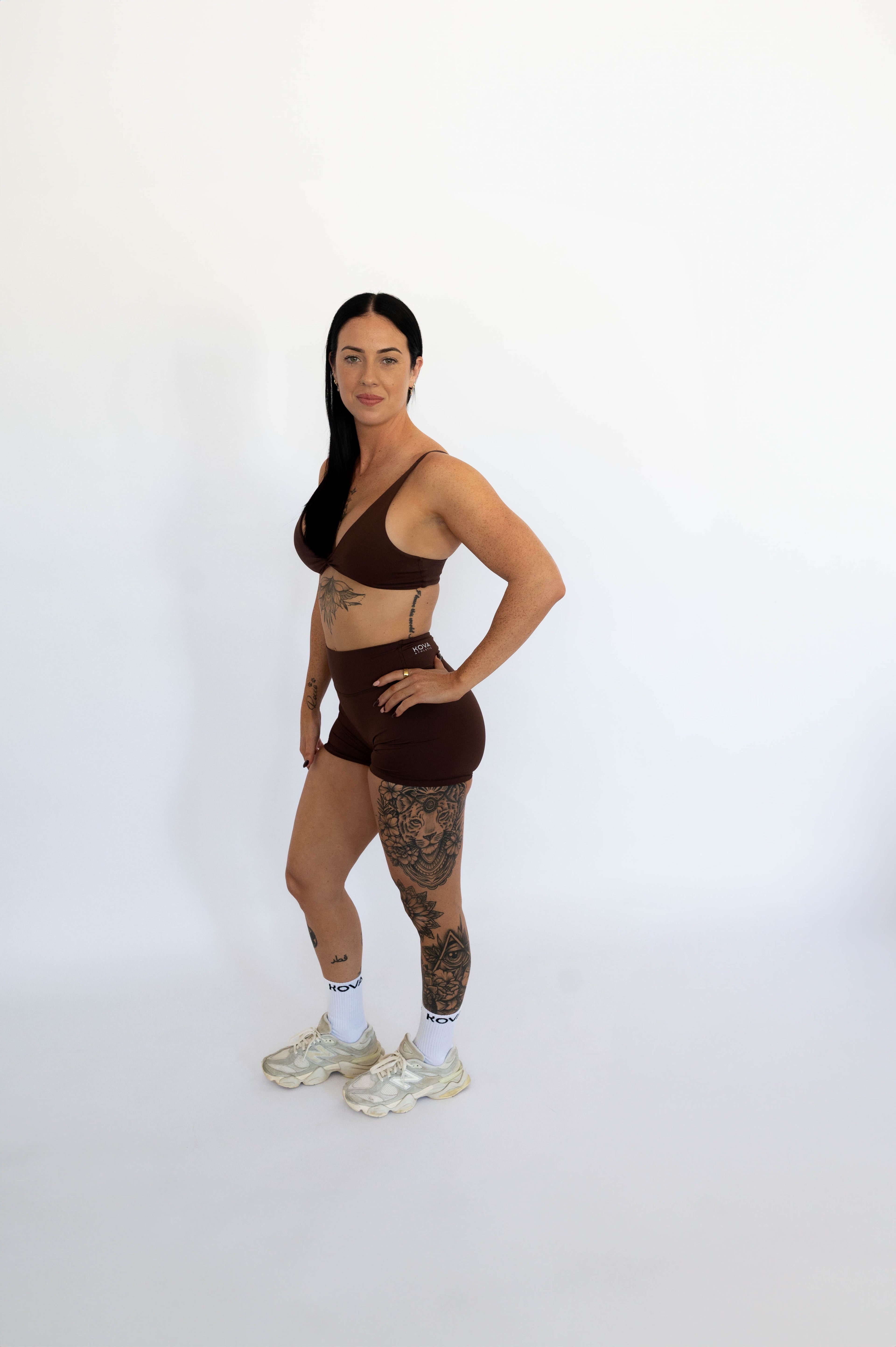 Sculpt Ruched Back Shorts - Mocha