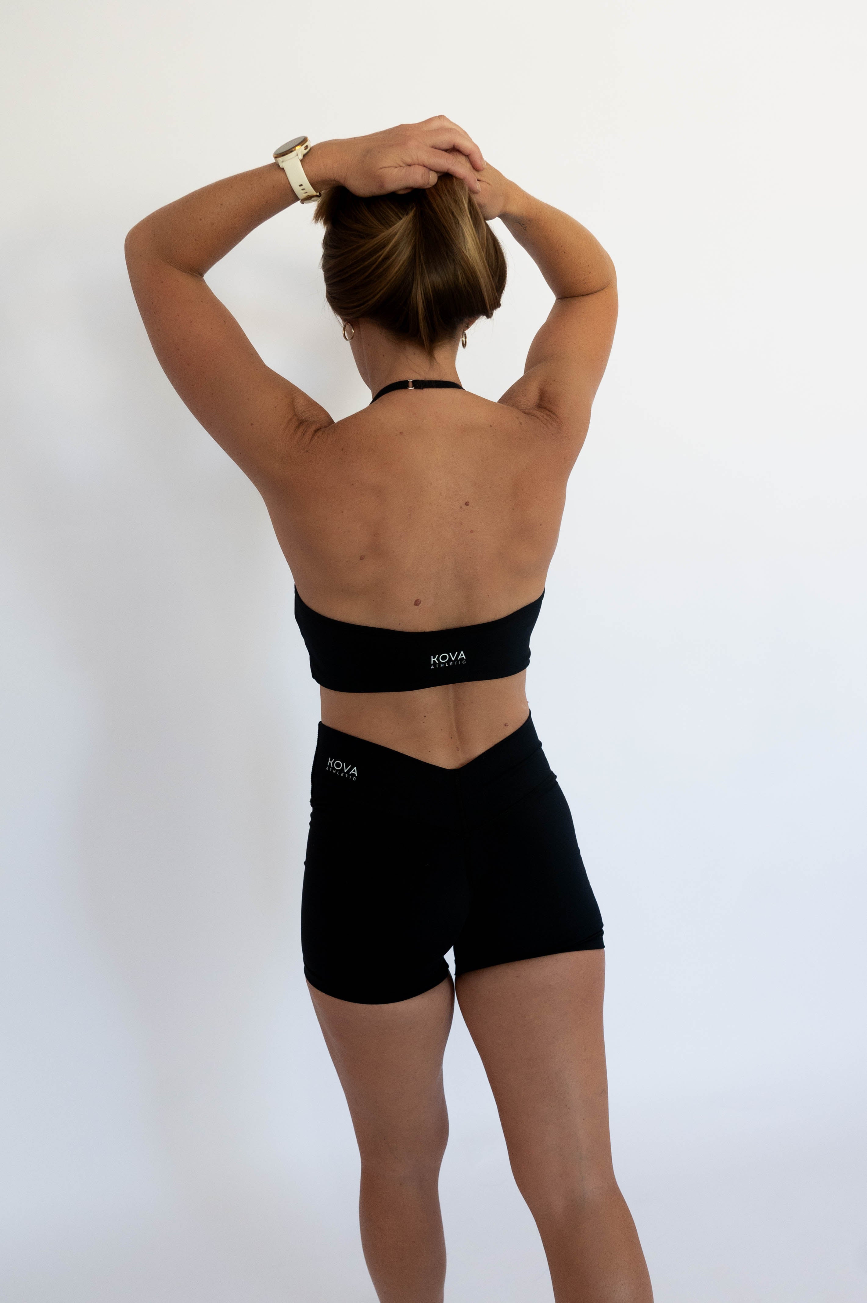 Sculpt Halter Bra - Black