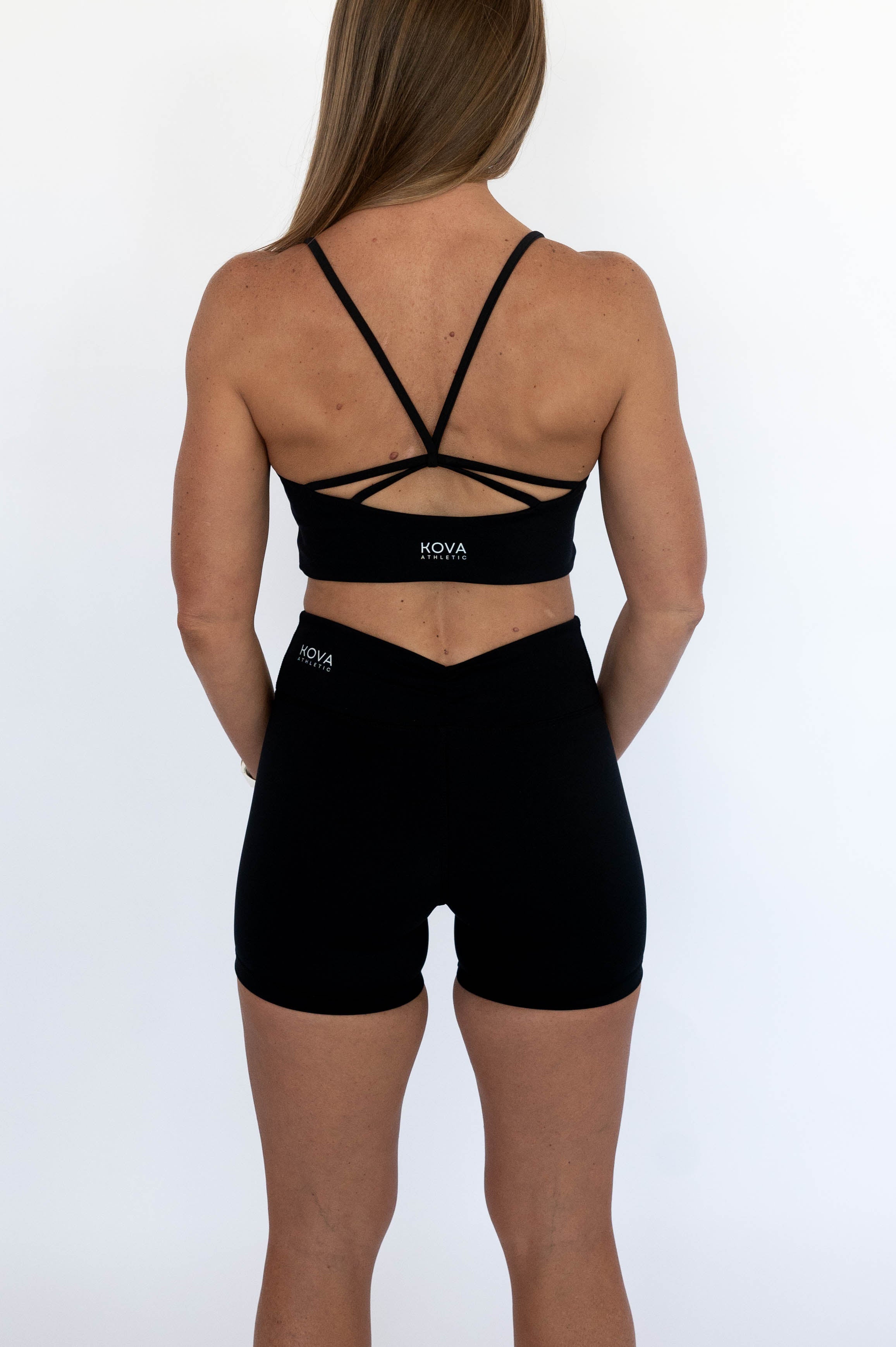 Sculpt Ruched Back Shorts - Black